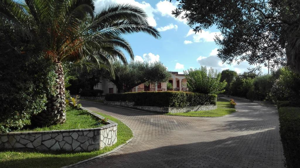 Angela Studios Razata Exterior photo